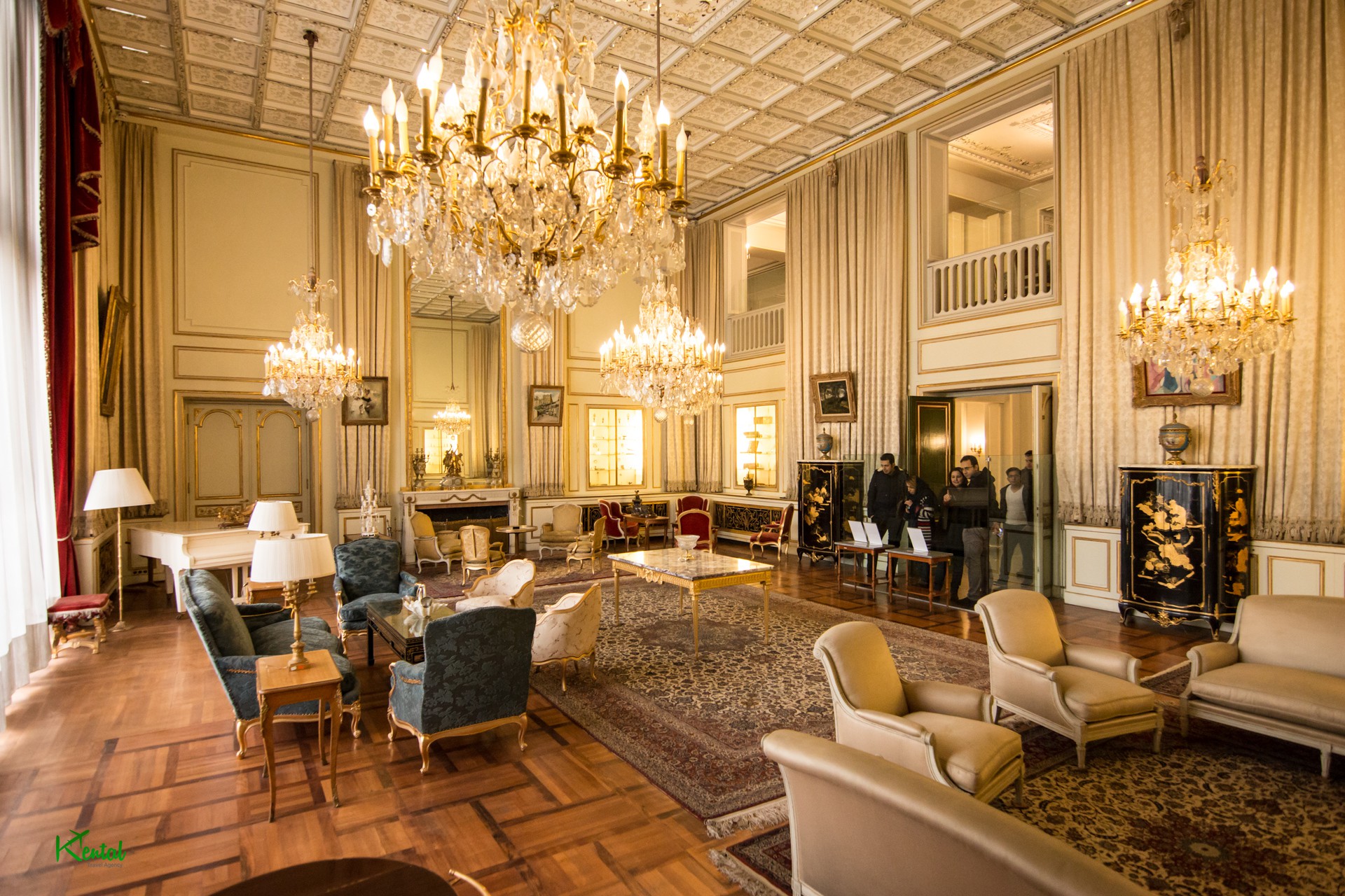 niavaran palace tour